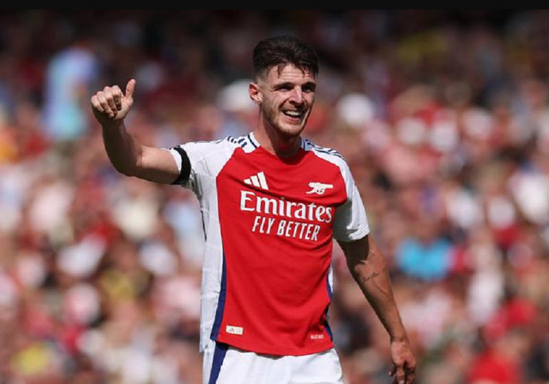 Jamie Carragher vinh danh Rice và Lewis-Skelly của Arsenal trong đội hình tiêu biểu